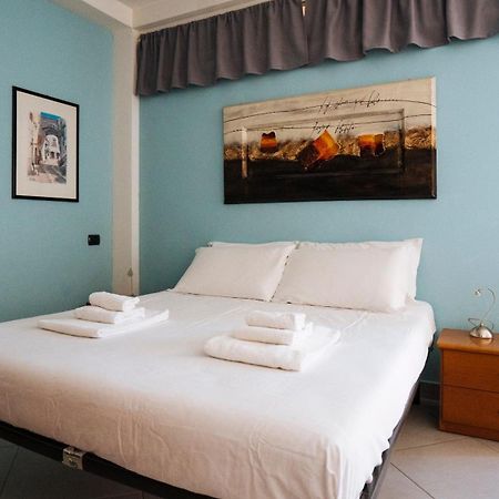 Italianway - Delle Ginestre 28 Appartement Marina dʼMarina dʼAndora Buitenkant foto