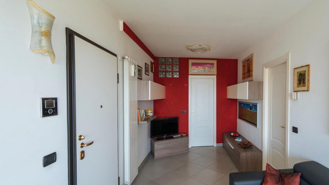 Italianway - Delle Ginestre 28 Appartement Marina dʼMarina dʼAndora Buitenkant foto