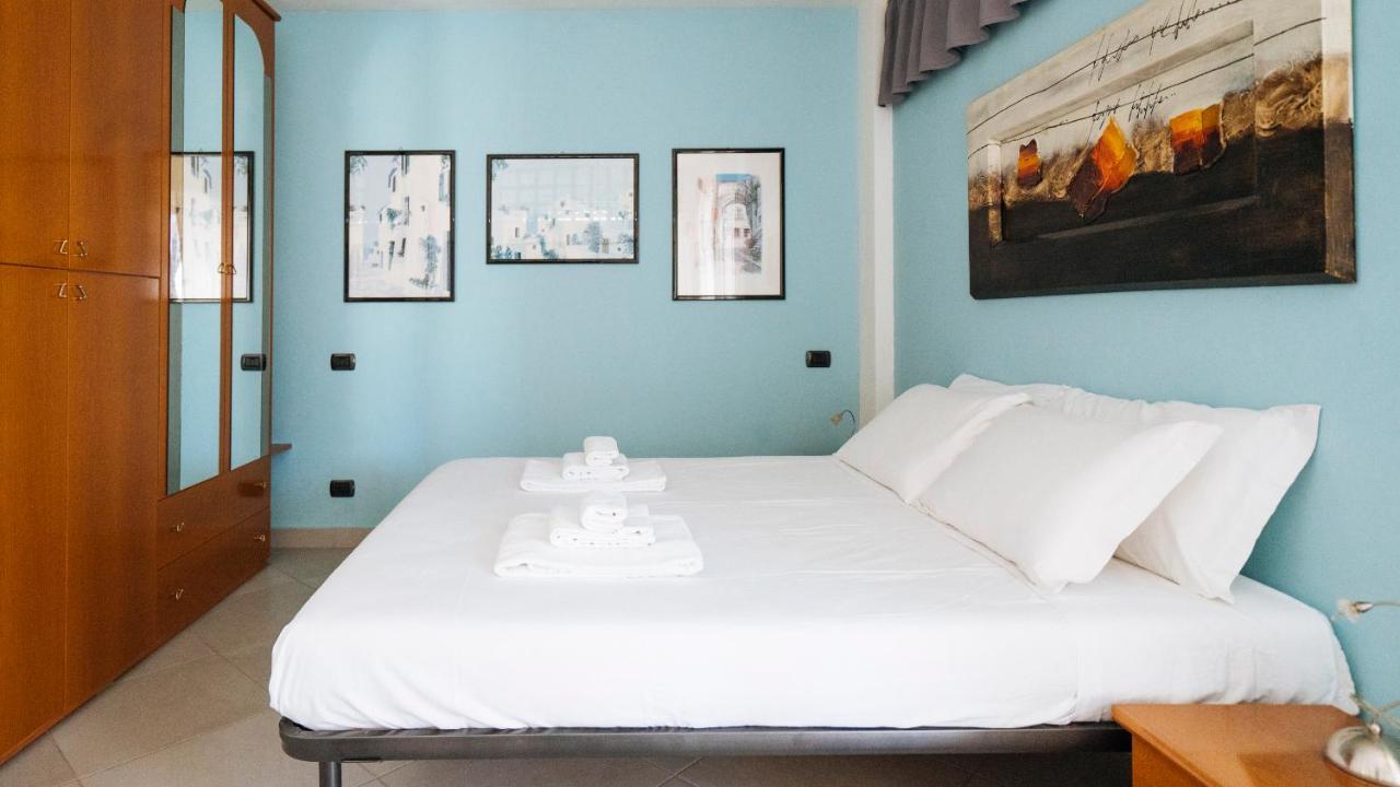Italianway - Delle Ginestre 28 Appartement Marina dʼMarina dʼAndora Buitenkant foto