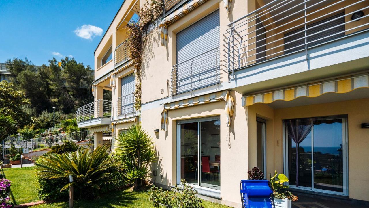 Italianway - Delle Ginestre 28 Appartement Marina dʼMarina dʼAndora Buitenkant foto