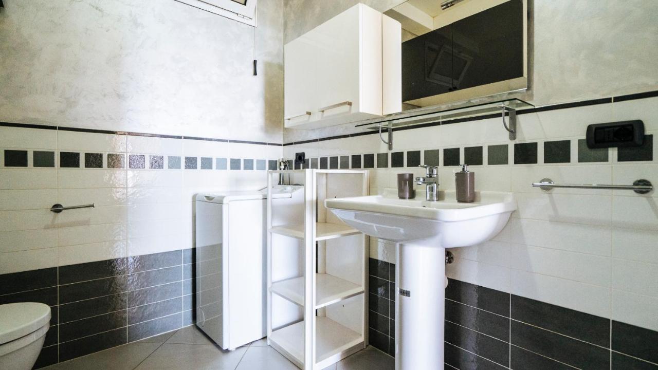 Italianway - Delle Ginestre 28 Appartement Marina dʼMarina dʼAndora Buitenkant foto